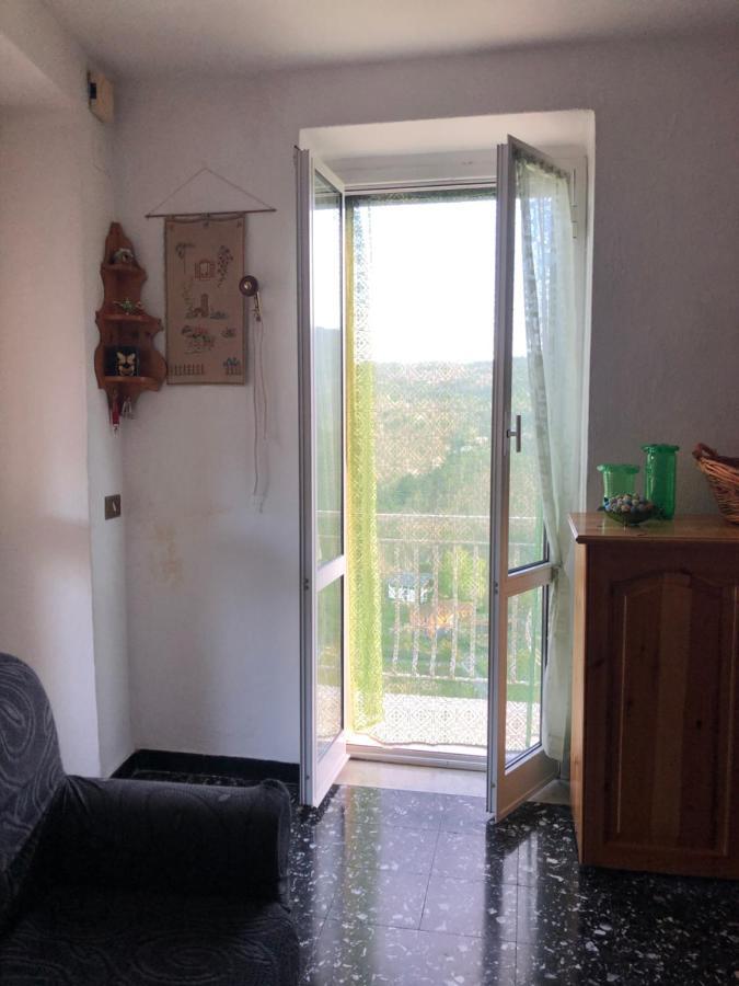 Ferienwohnung Bilocale Mirella Carro Exterior foto
